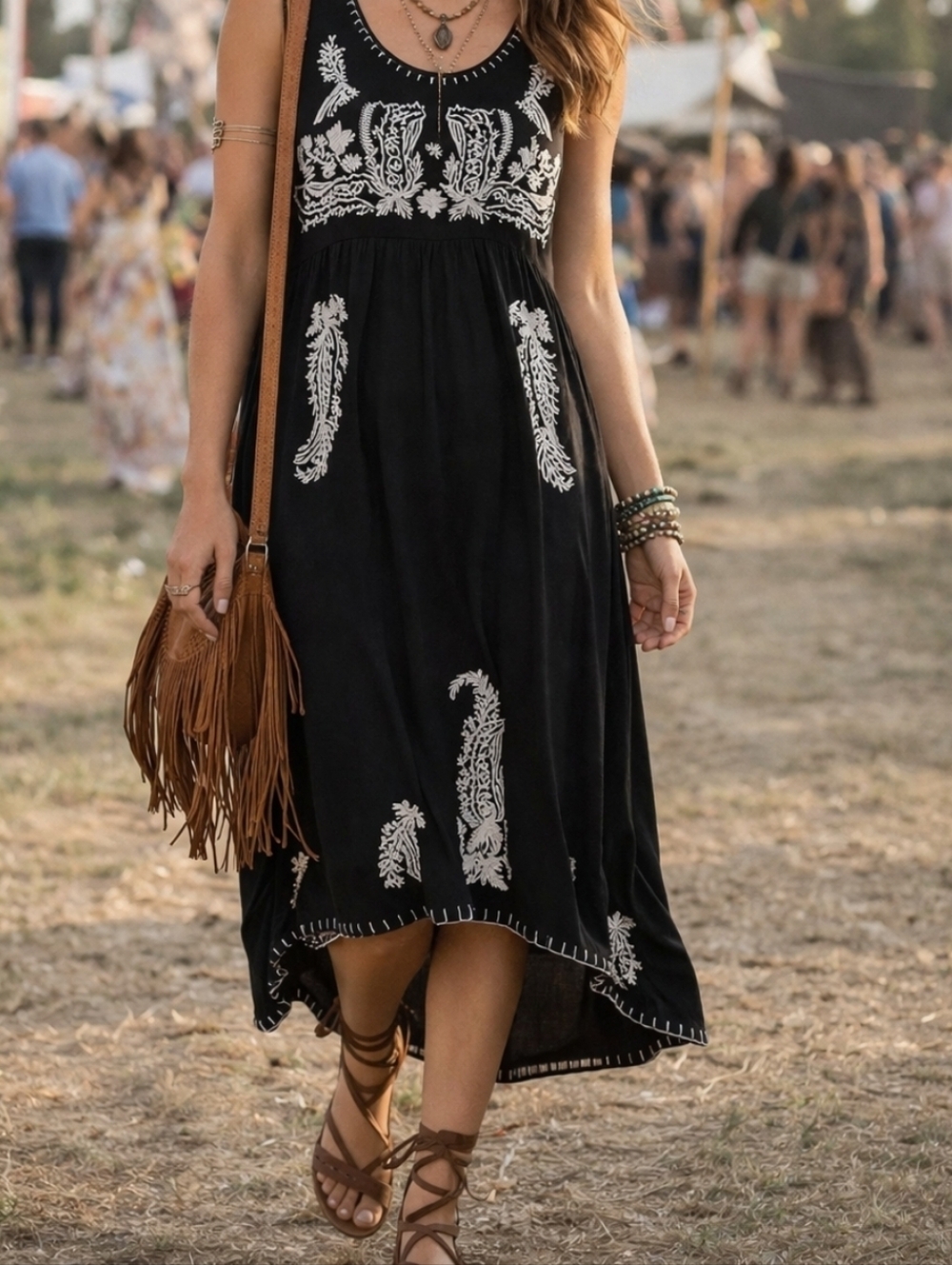 Chelsea & Theodore Petite Black Embroidered Boho Dress PS White Stitch Midi